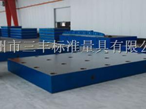 鑄鐵畫(huà)線(xiàn)平板-鑄鐵劃線(xiàn)平臺(tái)-劃線(xiàn)平板1000×1500